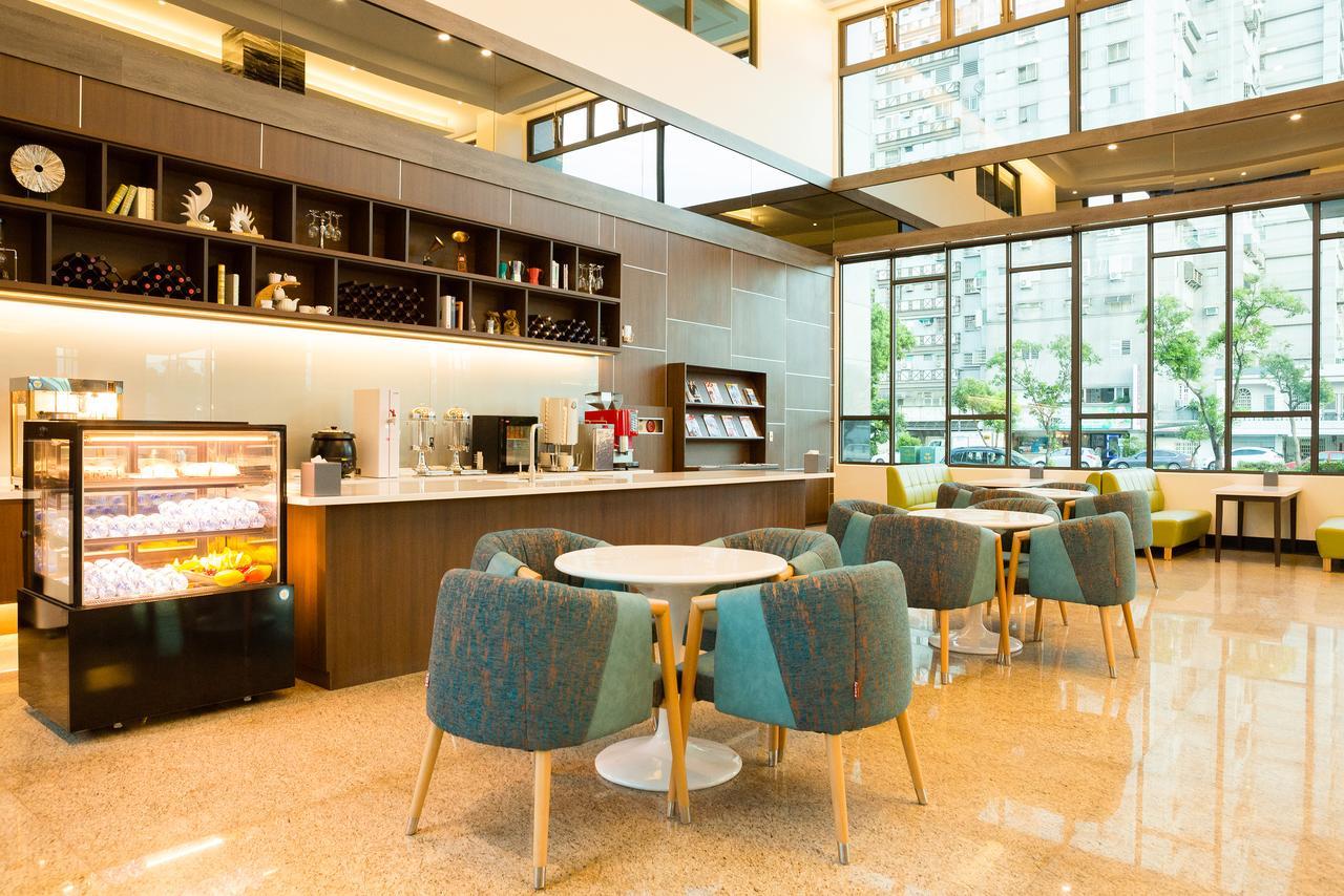 V-Hotel T'ai-tung Extérieur photo