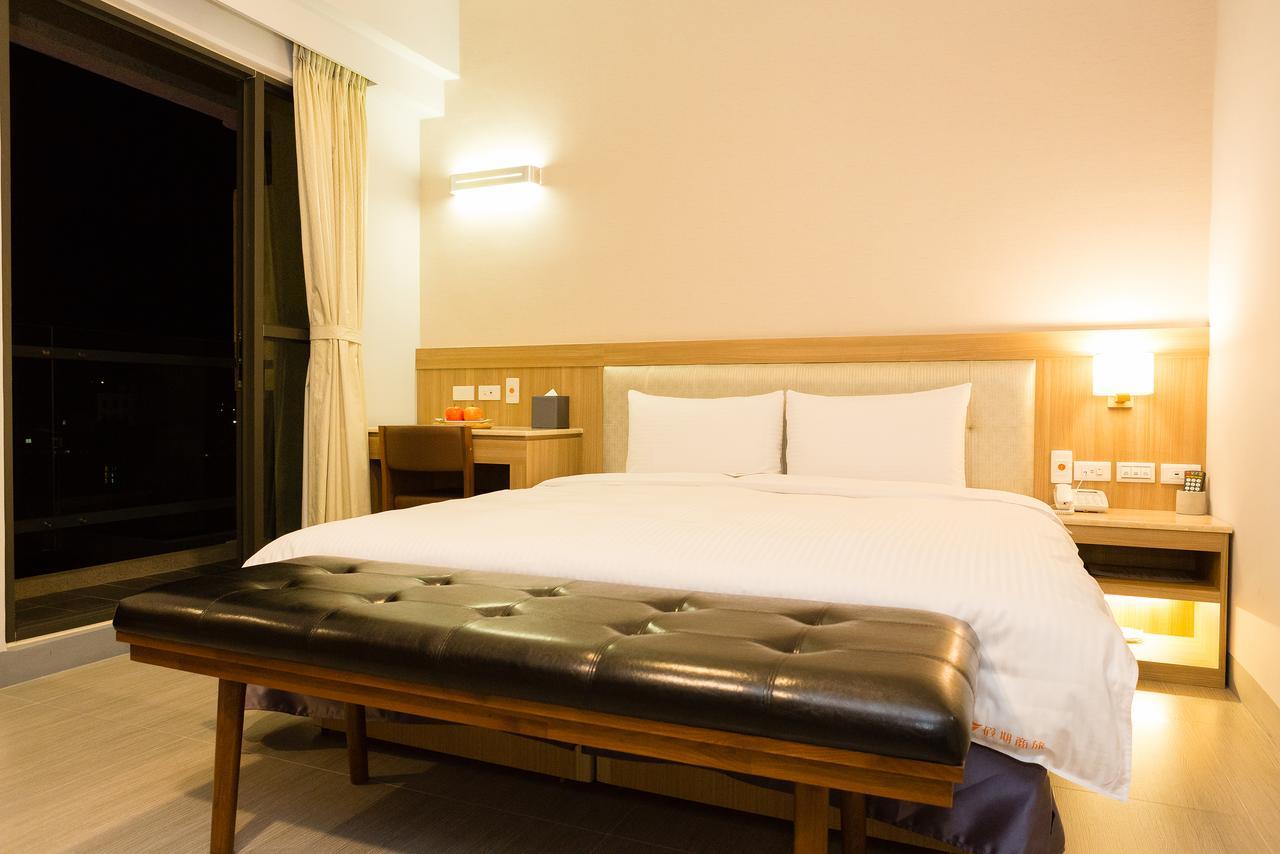 V-Hotel T'ai-tung Extérieur photo