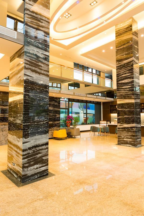 V-Hotel T'ai-tung Extérieur photo